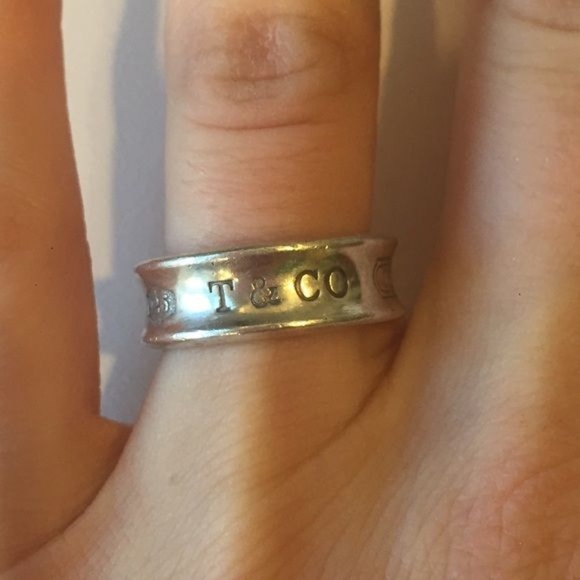 TIFFANY&CO. Iconic ring 1837 narrow width sterling silver 925 size 5.25 or 50 - Picture 4 of 12